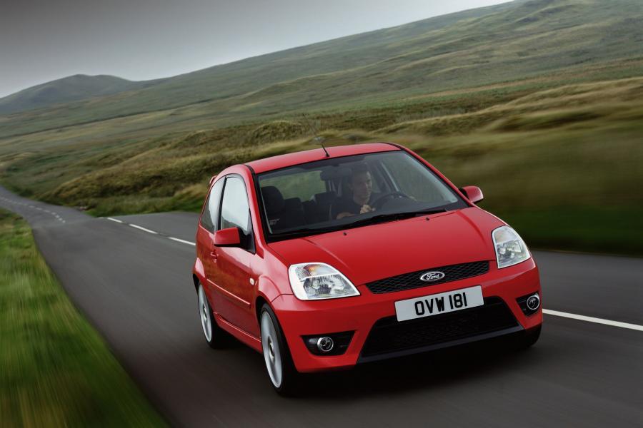  Ford Fiesta ST 2005 года  (фото 43 из 57)